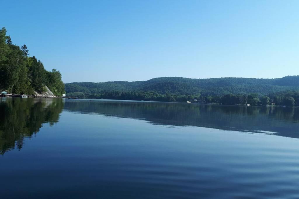 Le Nid Dore Sur Le Lac Val des Monts Bagian luar foto